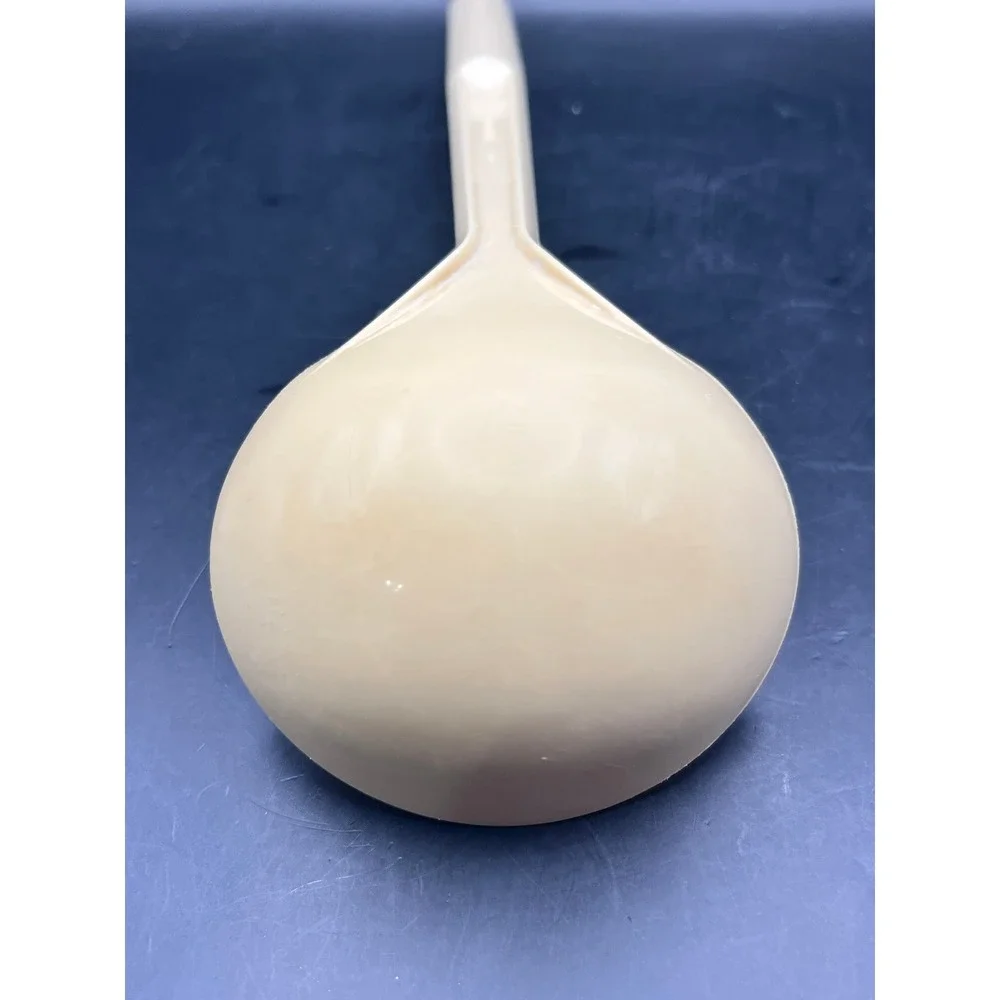Vtg Tupperware Beige Soup Ladle Kitchen Utensil with Hanging Hole 11